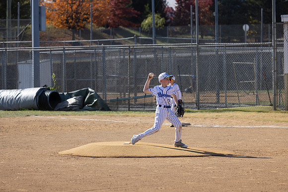 2025_10_26 - Tommy Pitch-17