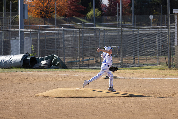 2025_10_26 - Tommy Pitch-18