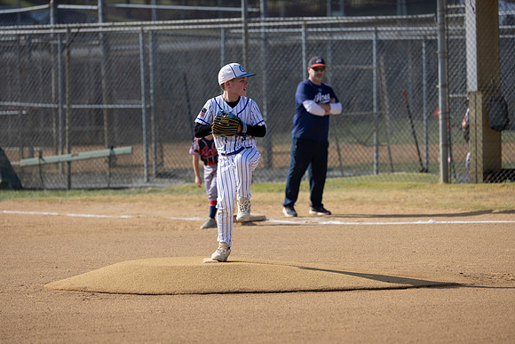 2025_10_26 - Mason Pitch-2