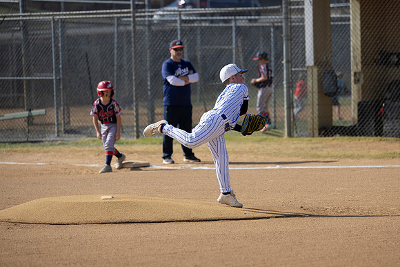 2025_10_26 - Mason Pitch-11