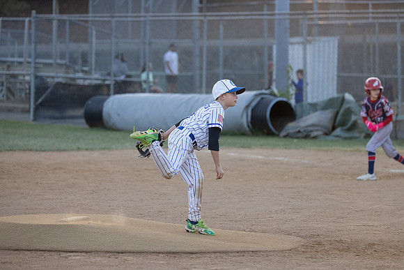 2025_10_26 - Cole Pitch-12