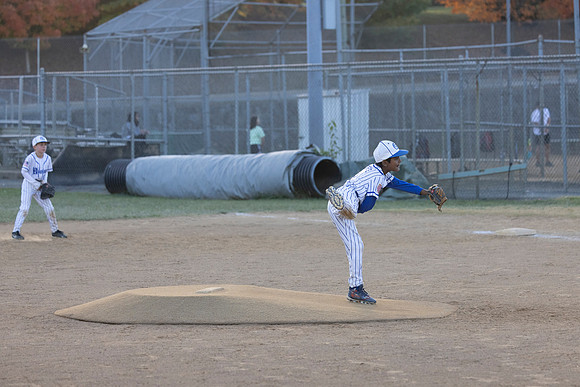2025_10_26 - Josh Pitch-10
