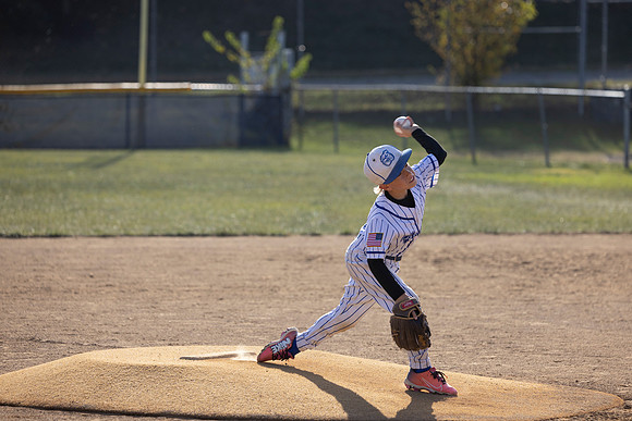 2025_10_26 - Sam Pitch-6