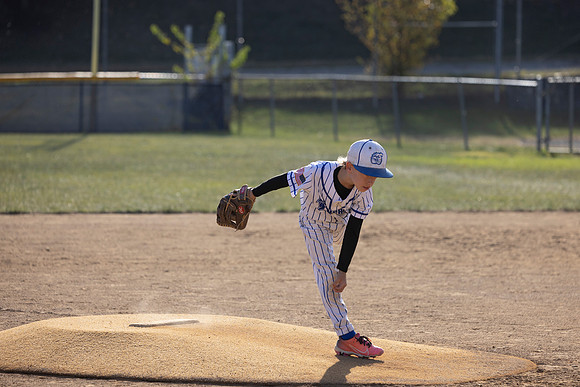 2025_10_26 - Sam Pitch-8