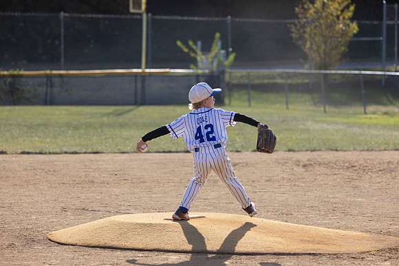 2025_10_26 - Sam Pitch-11