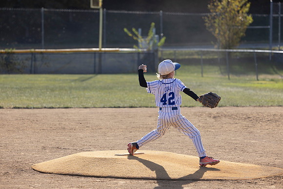 2025_10_26 - Sam Pitch-13