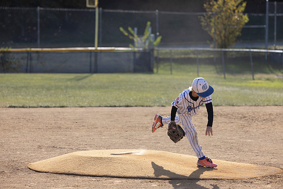 2025_10_26 - Sam Pitch-16