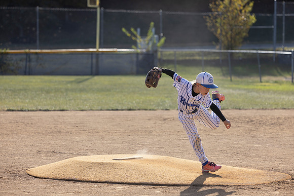 2025_10_26 - Sam Pitch-18